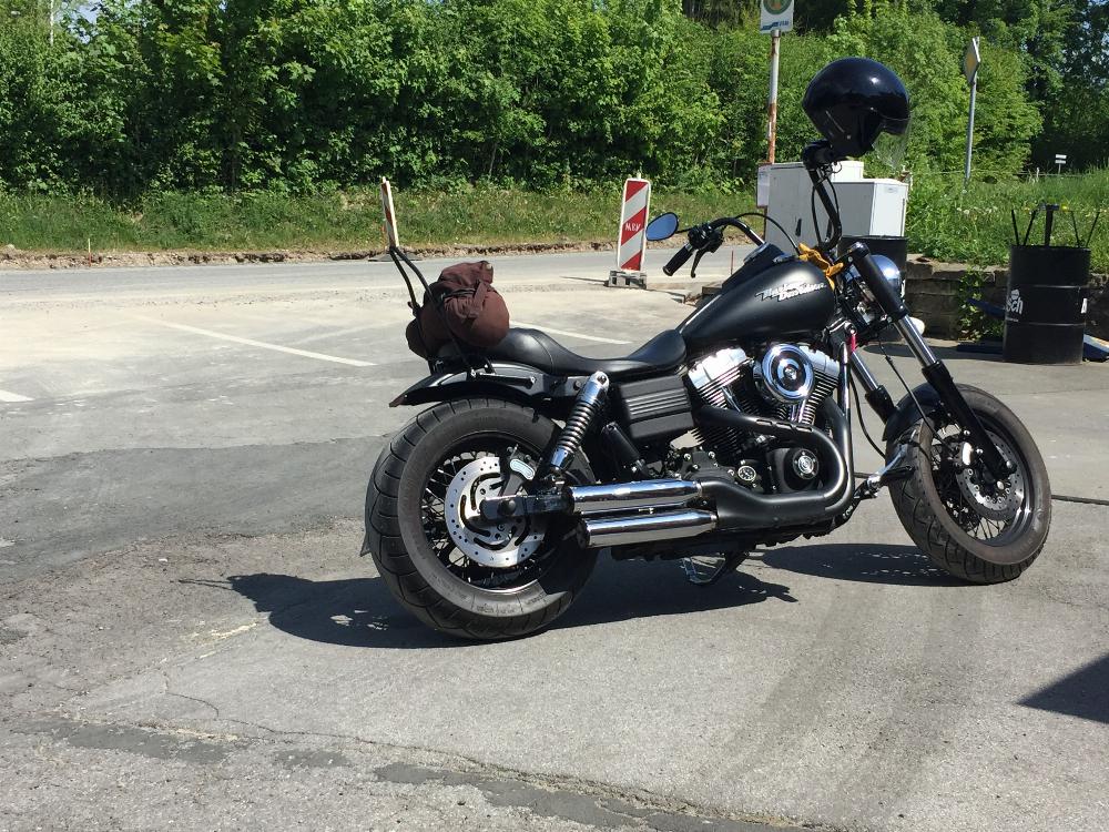 Motorrad verkaufen Harley-Davidson Street Bob Custom Ankauf
